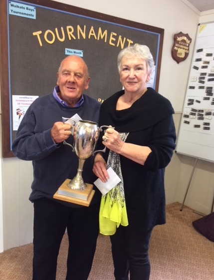 intermediate League winners decided: Mike and Carol share the Barclay Cup